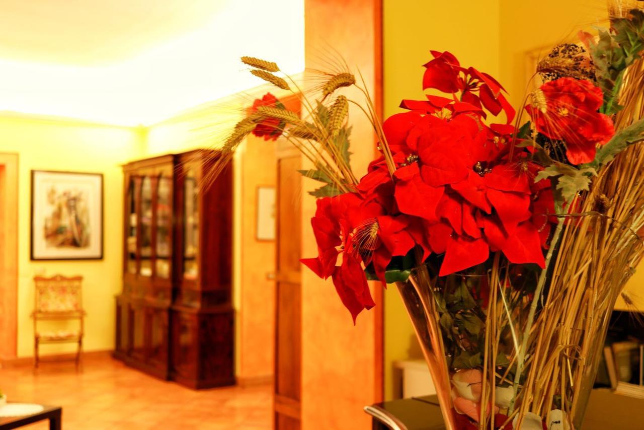 Borgo Dei Castelli Hotel Grottaferrata Exterior foto